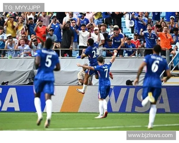 本菲卡与波尔图激战正酣谁将赢得这场足球巅峰对决