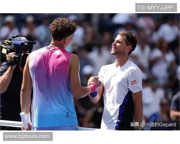 伯蒂奇与蒂姆的巅峰对决谁能在网球赛场上笑到最后