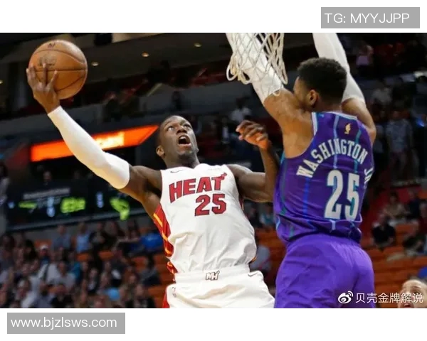 独行侠与迈阿密热火激战正酣谁能在季后赛中笑到最后