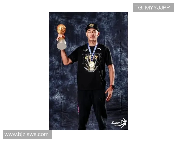 赛场上海久事大破对手豪取胜利