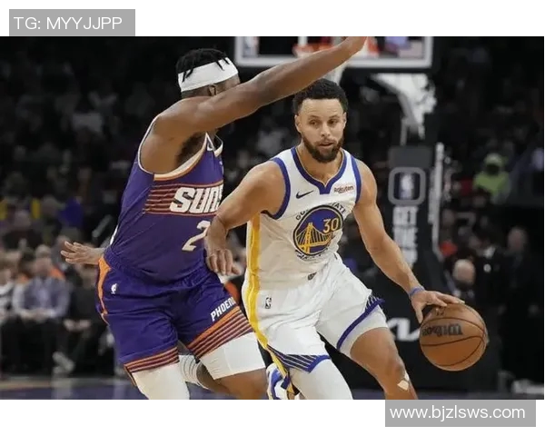 快船与勇士激战回顾12月24日精彩比赛录像全景解析 快船与勇士激战回顾12月24日精彩比赛录像全景解析