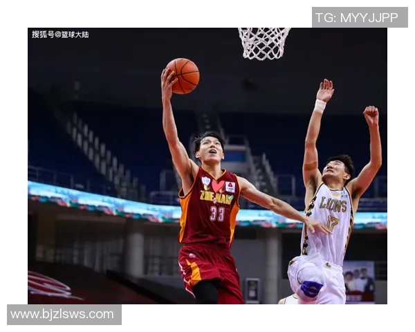 萨斯菲尔德与老虎竞技的精彩对决直播全程回顾与分析